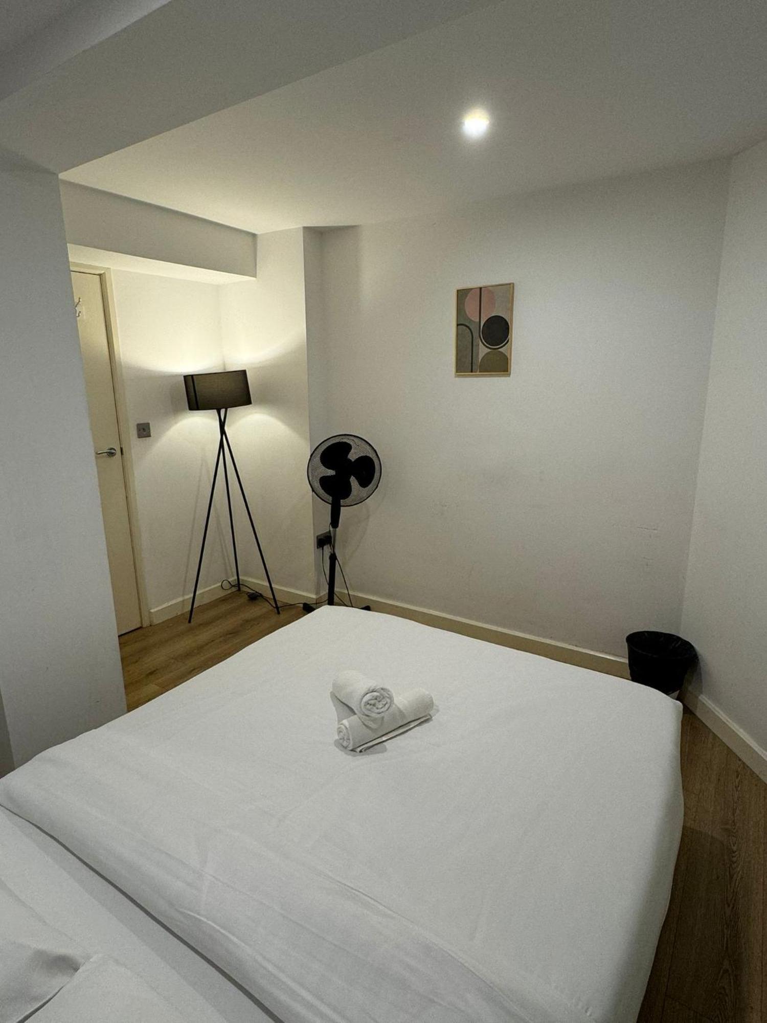 Cozy Two Bedroom Apartment Sleeps 6 Near Camden Market Hw10 ลอนดอน ภายนอก รูปภาพ