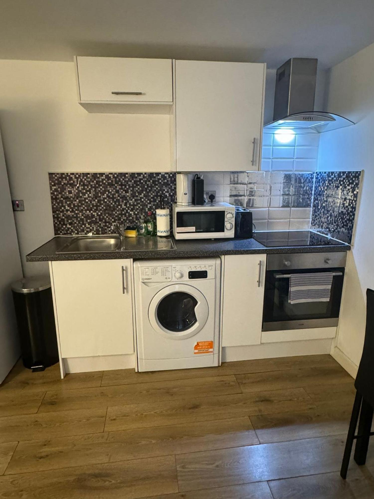 Cozy Two Bedroom Apartment Sleeps 6 Near Camden Market Hw10 ลอนดอน ภายนอก รูปภาพ