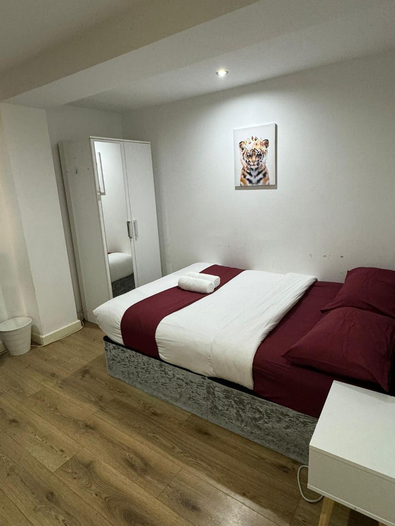 Cozy Two Bedroom Apartment Sleeps 6 Near Camden Market Hw10 ลอนดอน ภายนอก รูปภาพ